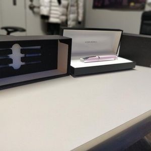 Alfred Dunhill Classic Pink pen with blue ink